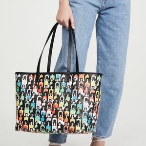 alice + olivia
Blaire Reversible Tote